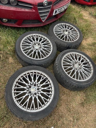 Alfa romeo spoked alloy - alfa, 18"