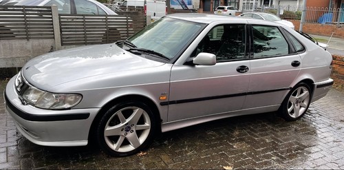 Set 2001 saab - 2001,